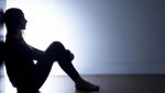Депрессия повышает риск ранней смерти у женщин: 4 продукта, которые могут помочь обуздать депрессию